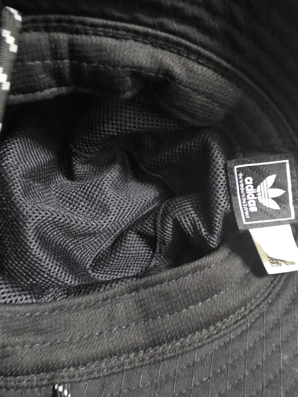 adidas classic bucket
